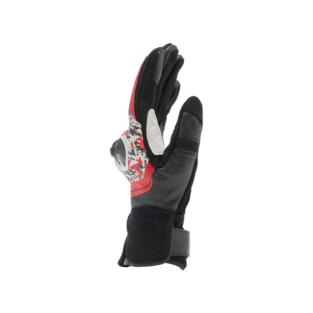 Dainese Mig 3 gloves touchscreen-compatible fingertip close-up