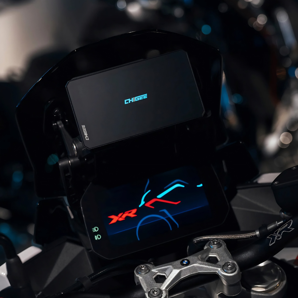 Chigee AIO-6 LTE 4G Smart Riding Display