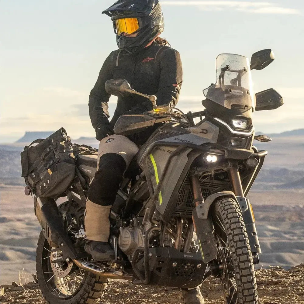 Alpinestars Stella Explore AST women's aluminium black riding pants detailing at 6KIOM (6K)