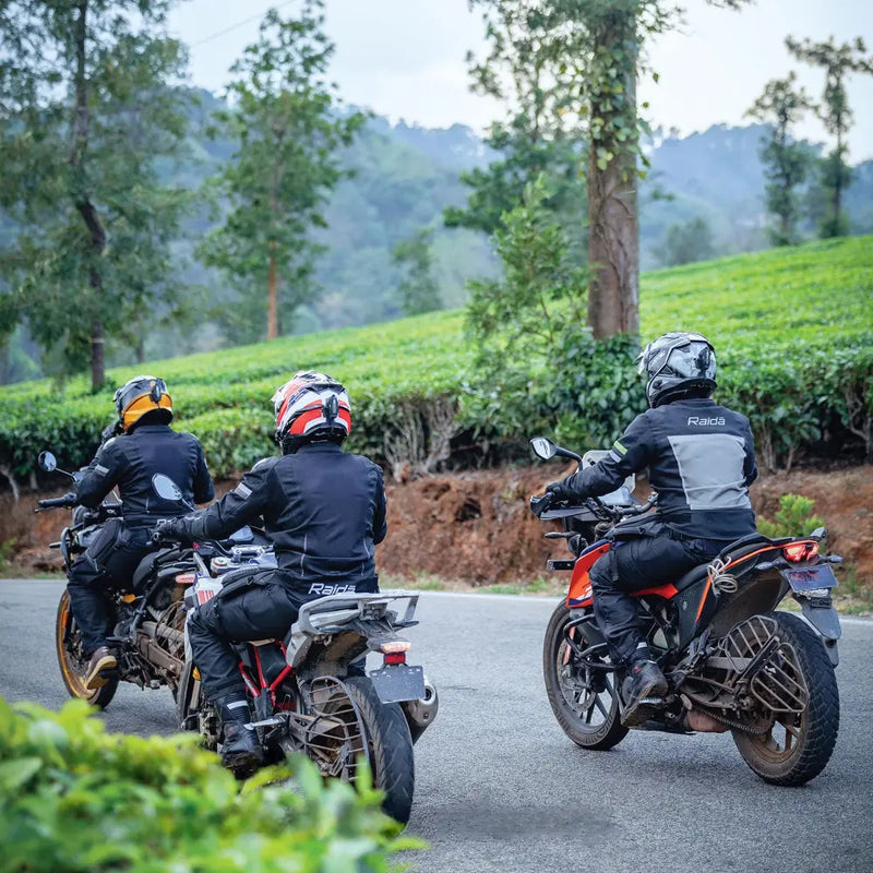 Connect Up to 20 Riders