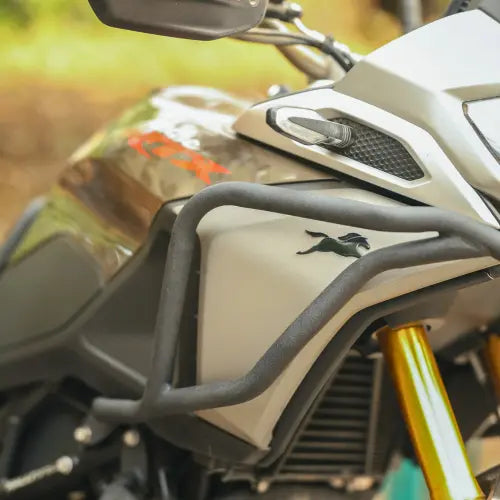 Strong metal build crash guard for Apache RTX 300