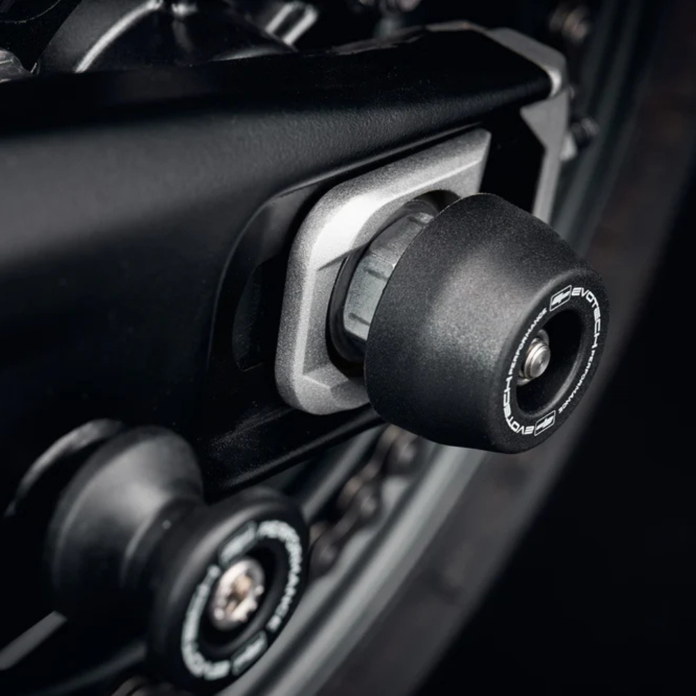 Triumph Daytona 660 2024+ Rear Spindle Bobbins – Evotech Performance