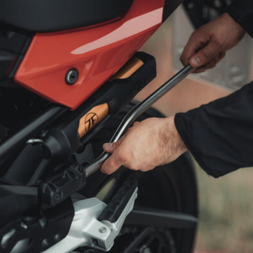Triumph Daytona 660 Blaze Saddlebag Mounts – SW-Motech