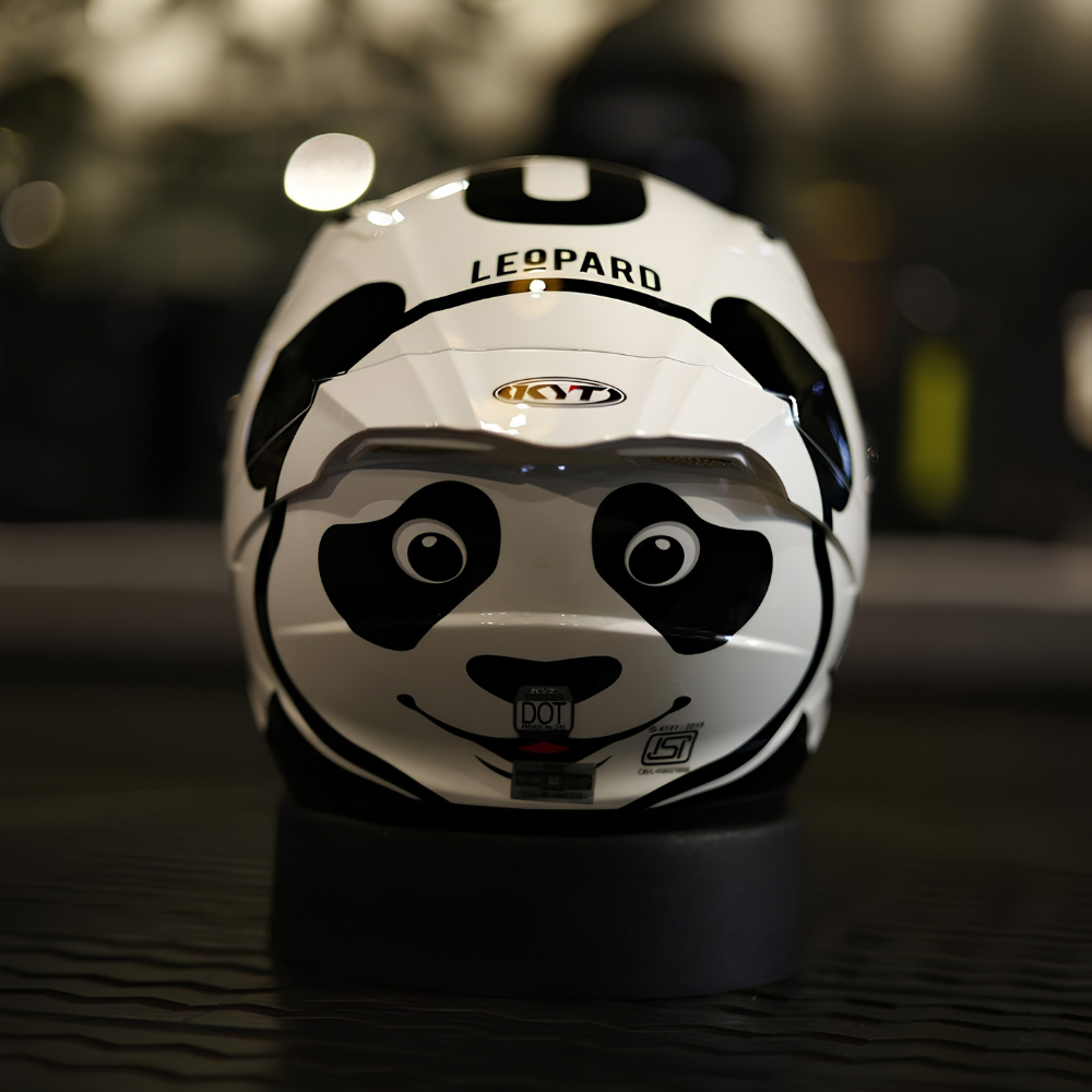 KYT Striker SV Leopard Panda