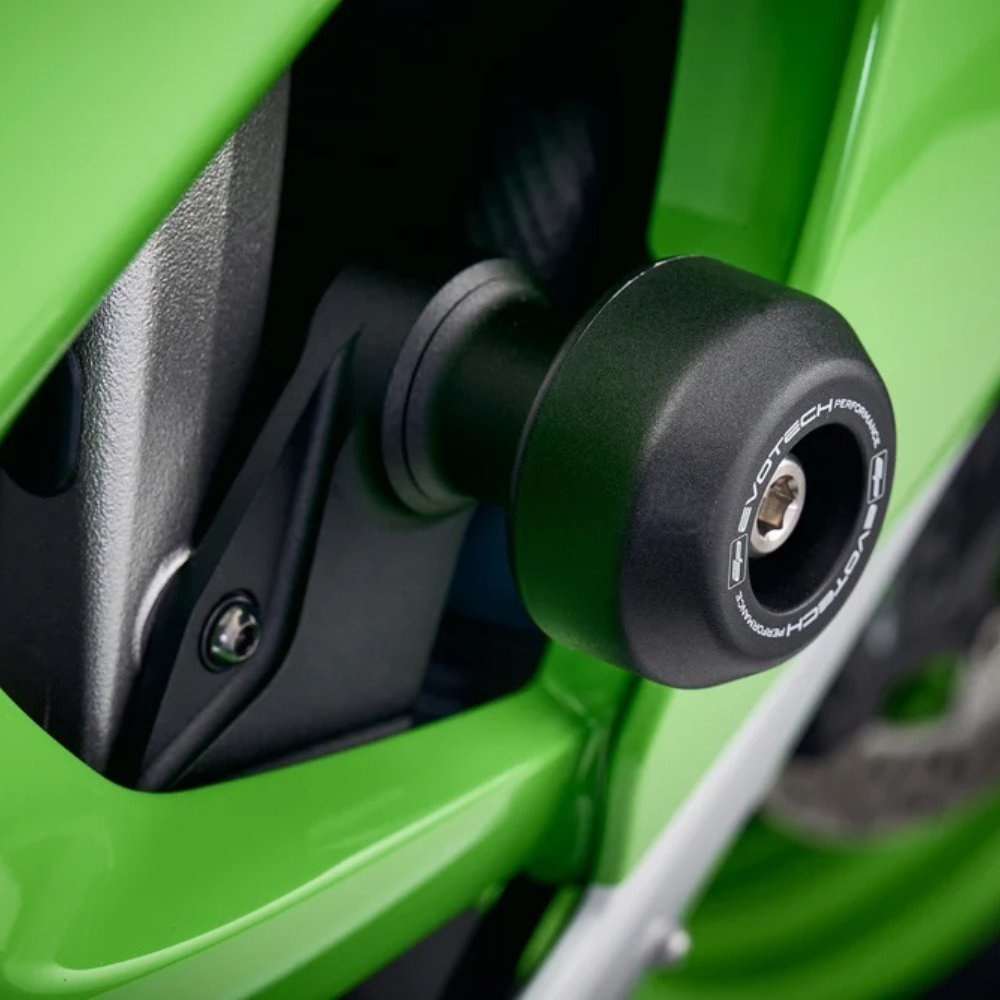 Kawasaki Ninja ZX-6R Frame Sliders – Evotech Performance – 6KIOM