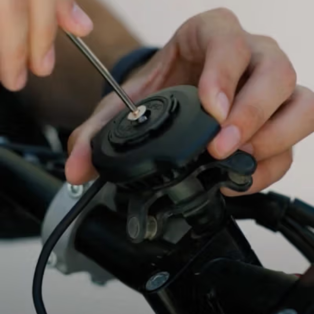 Quad Lock Motorcycle Wireless Charging Head