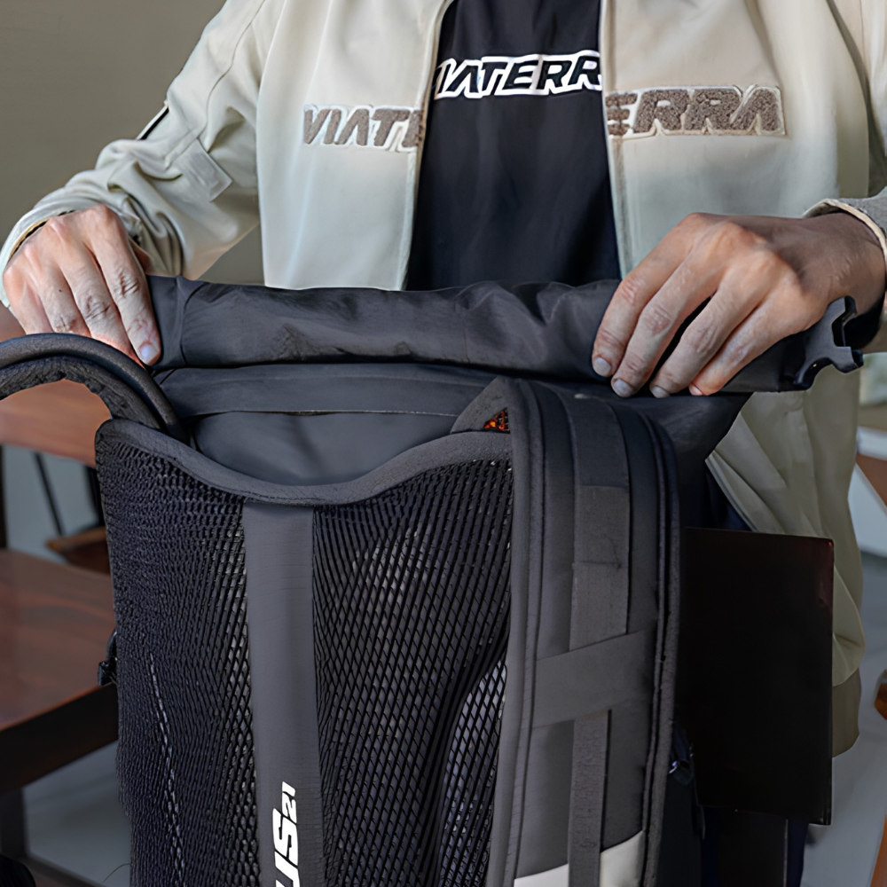 ViaTerra Ruckus 21 Motorcycle Backpack