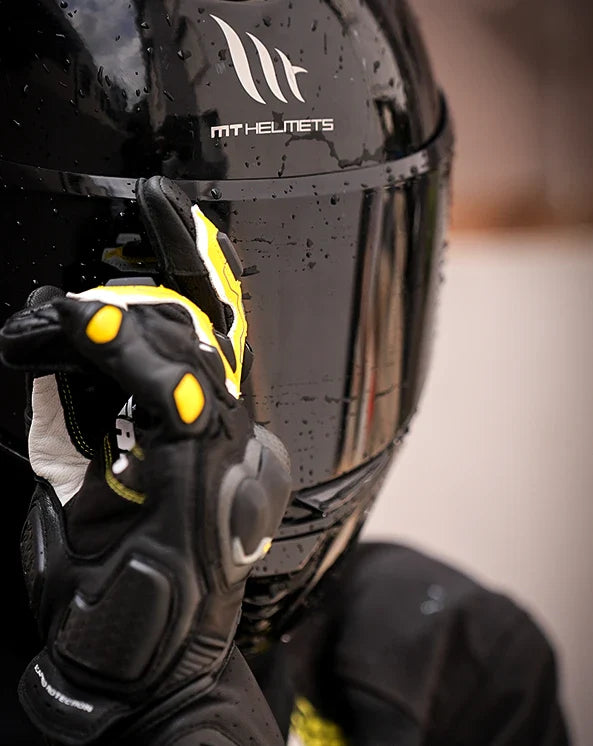Visor Wiper