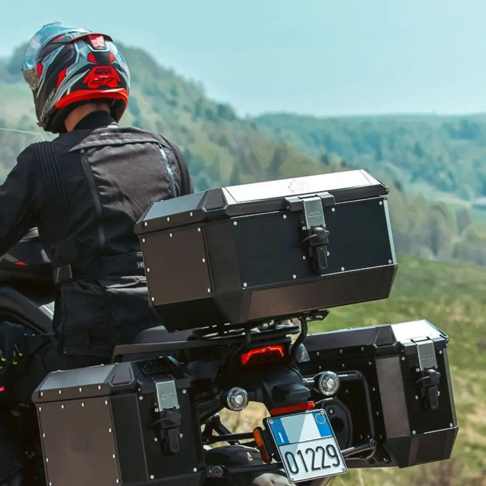 GIVI ALA56B Trekker Alaska 56L Aluminium Top Case Black Line - 6KIOMLuggage