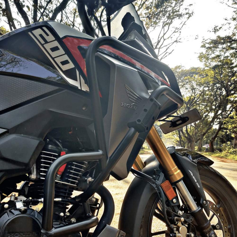 Hyperrider Crash Guard with Slider for Honda CB 200X / NX 200 - 6KIOMCrash Guard