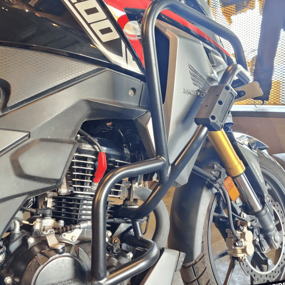 Hyperrider Crash Guard with Slider for Honda CB 200X / NX 200 - 6KIOMCrash Guard