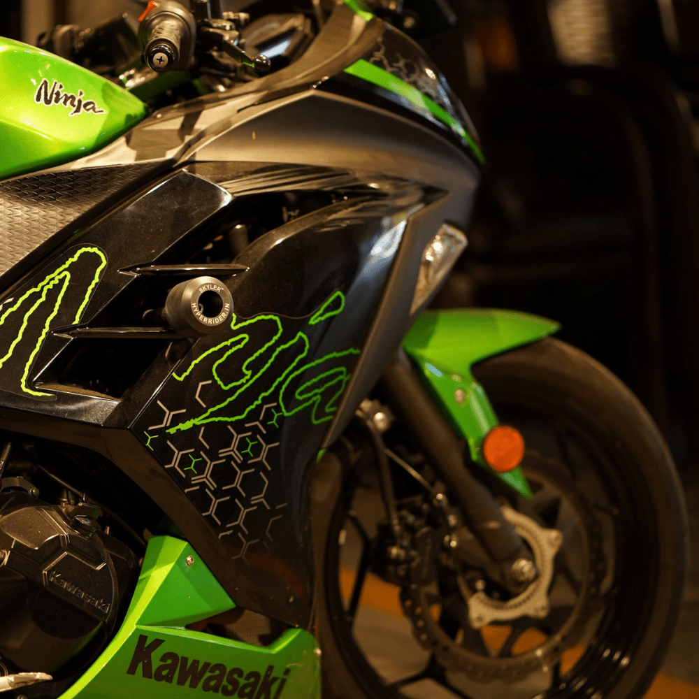 Hyperrider Frame Sliders for Kawasaki Ninja 300 - 6KIOMFrame Slider