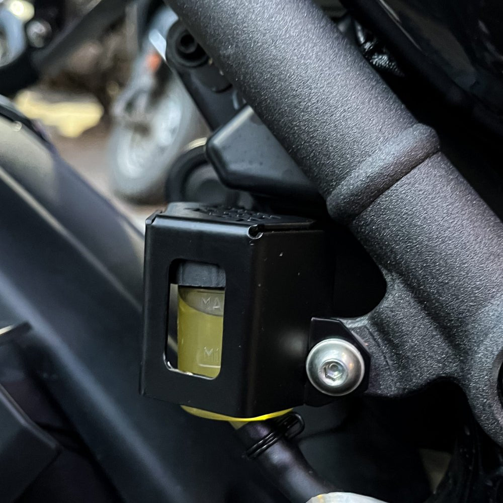 Hyperrider Rear Brake Fluid Reservoir Cover for Triumph Speed 400/Speed T4/Scrambler 400 X - 6KIOMReservoir Cap