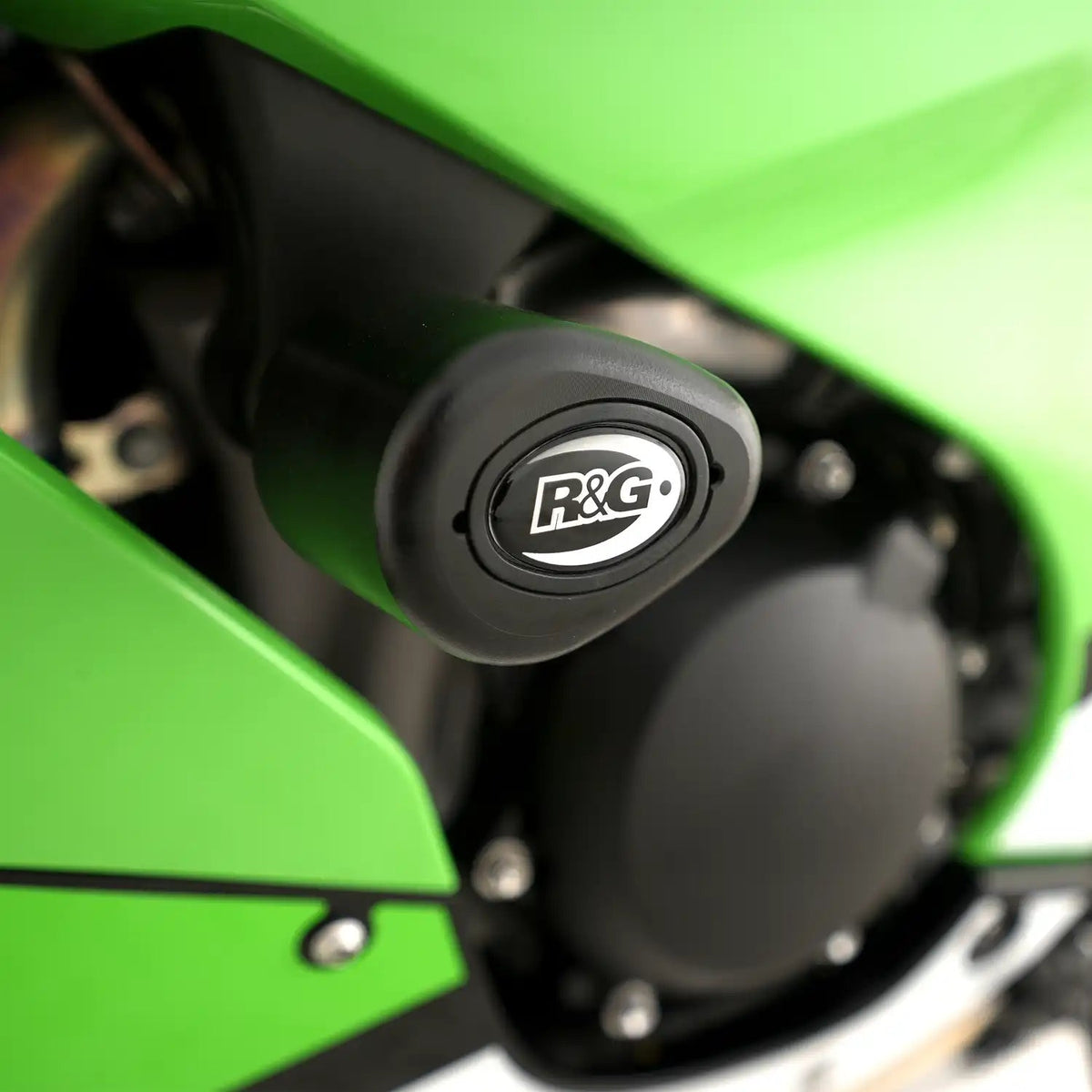 R&G Frame Sliders – Aero Style Kawasaki ZX - 10R (2011–2025) & ZX - 10RR (2021–2025) - 6KIOMFrame Slider