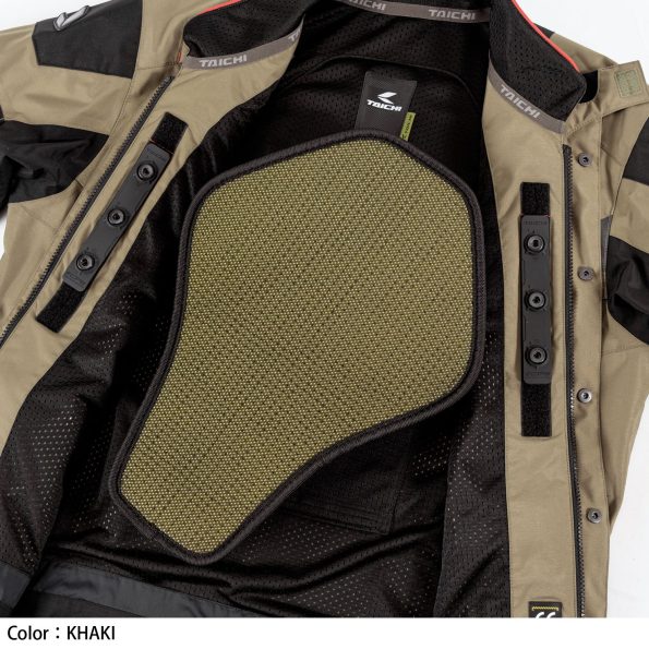 RS Taichi Drymaster Kompass Jacket chest pocket detail with waterproof storage | 6KIOM