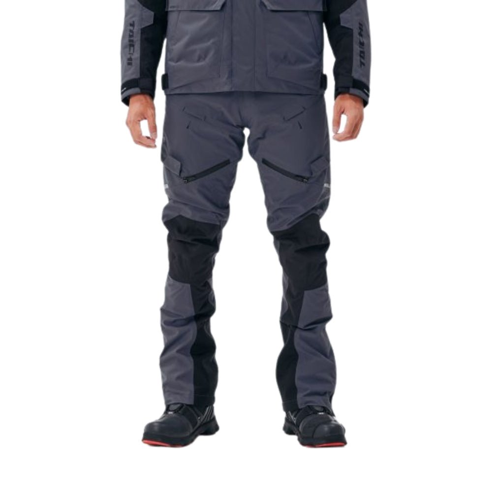 RS Taichi Drymaster Kompass Pant cargo pocket detail with waterproof storage | 6KIOM
