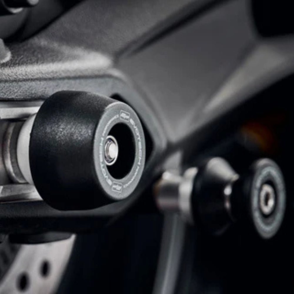 Triumph Street Triple 765 RS 2023+ Rear Spindle Bobbins – Evotech Performance - 6KIOMSpool Sliders